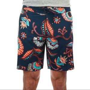 BILLABONG Airlite Multicolor Boardshorts. Size 28